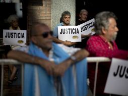 Un sector de la sociedad está convencido que no fue suicidio lo que ocurrió con el fiscal. AP / ARCHIVO