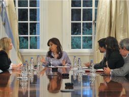 Este encuentro se lleva a cabo en medio del escándalo político desencadenado por la muerte del fiscal Alberto Nisman. EFE / Prensa Presidencial