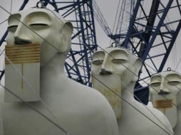 Estas piezas pesan aproximadamente una tonelada cada una. AP / ARCHIVO