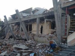 El hospital sufre daños en 30% de la estructura por la explosión. TWITTER / @AdrianRubalcava