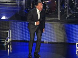 ''¿Estamos románticos o qué?, qué bueno'', fueron sus pocas palabras antes de derramar miel con 'Somos novios'. SUN / A. Salinas