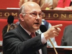 Michel Sapin se reunirá con su homólogo griego para evaluar las exigencias del Gobierno de Syriza y evitar choques con socios europeos. AFP / ARCHIVO