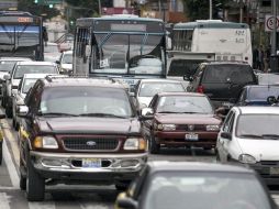 Alertan sobre los riesgos de pasar mucho tiempo en el tráfico para el rendimiento de los automotores. EL INFORMADOR / ARCHIVO