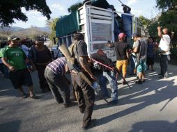 Militares pidieron información a policías comunitarios de Nuevo Balsas para localizar a las personas secuestradas. SUN / J. Ríos