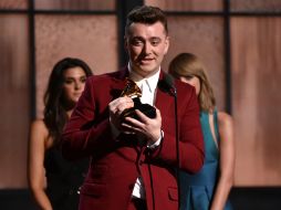 El intérprete de 'Stay with me' se convierte en el primer ganador de la velada. AP / J.Shearer