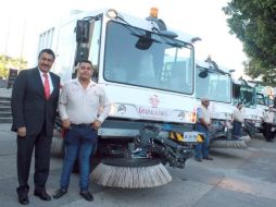 Hernández menciona que esta será la última entrega de parque vehicular de la presente administración. TWITTER / @ramirohdezg