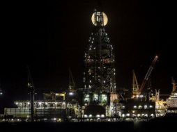 El mercado petrolero cierra con avances gracias a que diversas plataformas orillaron a una baja en su producción. EFE / ARCHIVO