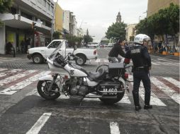 Agente de vialidad al pendiente en el primer cuadro de Guadalajara. EL INFORMADOR / ARCHIVO