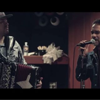 Vicentico lanza nuevo sencillo 'Viento', a dueto con Intocable