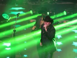 En la fecha por excelencia de los enamorados, el cantante motivó a su público con sus interpretaciones. EL INFORMADOR / A. Hinojosa