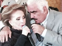 El cantante publicó esta fotografía con el texto: Te amo, Cuca INSTAGRAM / @_VicenteFdez