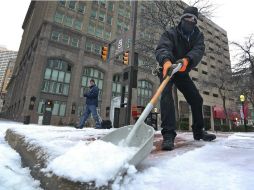 El fenómeno meteorológico, forma parte de la tormenta invernal ''Quantum'', que impacta una amplia zona del suroeste y sur de EU. AP / P. Moseley