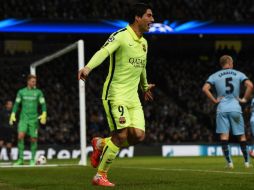 El atacante charrúa marcó en los minutos 16 y 30 del primer tiempo. AFP / P. Ellis