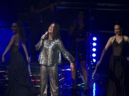 Daniela Romo transportó a su público al pasado con sus interpretaciones anoche en el Telmex. EL INFORMADOR / J. Mendoza