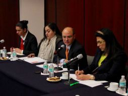 El grupo de trabajo del Senado para dar seguimiento a los tres homicidios de mexicanos se reúne con miembros de la cancillería. TWITTER / @SRE_mx