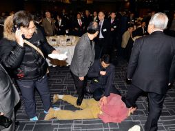 Los servicios de seguridad y la policía surcoreana se lanzaron sobre el asaltante inmediatamente. AFP / The Asia Economy Daily