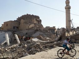 Los yihadistas redujeron a escombros la Mezquita del Profeta Jirjis, santuario reverenciado en Mosul. AP / ARCHIVO