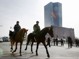 Maizière señaló que la amenaza terrorista internacional ha crecido, lo cual ha aumentado también la carga para las fuerza de seguridad. AP / M. Probst