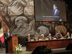 El gobernador hizo el anuncio en el marco del Segundo Informe de Actividades del rector de la UdeG, Tonatiuh Bravo Padilla. TWITTER / @udg_oficial