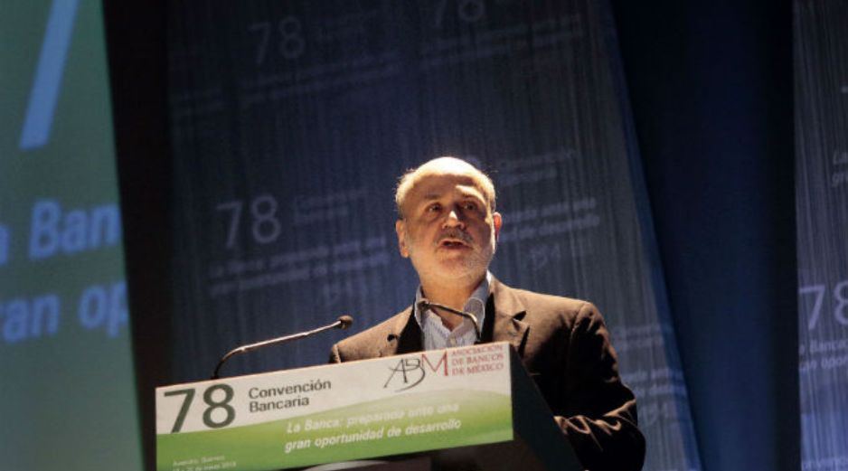 En su intervención en la 78 Convención Bancaria, Bernanke se dice seguro que habrá una excelente colaboración entre México y EU. AFP / P. Pardo