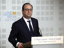 'Conoceremos toda las causas y se las daremos a las autoridades y a las familias de las víctimas', aseveró Hollande. EFE / T. Camus