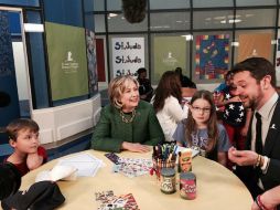 Hillary Clinton durante una visita al hospital infantil Saint Jude en Memphis. TWITTER / @HillaryClinton