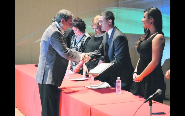 Quinta entrega. La ceremonia se realizó en el Teatro Degollado. ESPECIAL / www.jalisco.gob.mx