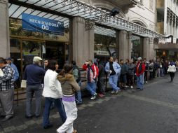 El costo del impuesto es de 476 pesos y la mayoría de pagos se han dado por parte de automovilistas de la ZMG. EL INFORMADOR / ARCHIVO