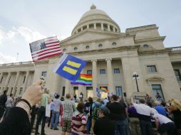 Numerosos negocios y organizaciones han pedido la retirada de la ley de Arkansas. AP / D. Johnston