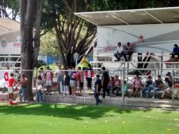 La afición Rojiblanca tuvo cerca a sus ídolos antes de el gran juego. EL INFORMADOR / A. Ramírez