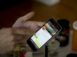 Aseguran que la aplicación ofrece una nueva forma de estudiar o mejorar la eficiencia en el trabajo. AP / ARCHIVO