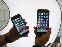 Asimismo, iOS 8.3 añade una amplia selección de nuevos lenguajes para Siri. AP / ARCHIVO