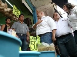 El candidato por Movimiento Ciudadano también se comprometió a crear un fondo de apoyo para crear cooperativas de barrio. EL INFORMADOR / ARCHIVO