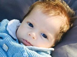 Con el título de 'Sasha de paseo', la intérprete acompañó la imagen del pequeño. FACEBOOK / Shakira