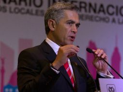 Señaló que Miguel Ángel Mancera apenas llega al 30% de aprobación entre sus gobernados. NTX / J. Espinosa