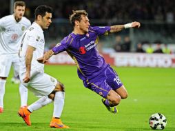 El central michoacano de 36 años, Rafa Márquez (izq.), destacó ayer en Florencia. EFE / M. Degl'innocenti