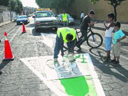 A unos meses de haber iniciado MiBici en el primer cuadro de Guadalajara, la Semov ha tenido que 'retocar' el balizamiento. EL INFORMADOR / M. Vargas