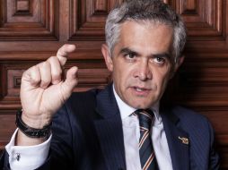 El área de prensa de Mancera notificó el viaje sin dar mayores detalles. SUN / ARCHIVO