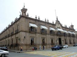 Los estudiantes que ingresaron por la fuerza al Palacio de Gobierno de Michoacán (foto) fueron detenidos y liberados posteriormente. EL INFORMADOR / ARCHIVO
