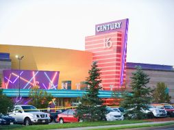 El 20 de julio de 2012, Holmes ingresó al cine Aurora, lanzó gas lacrimógeno, mató a 12 personas y lesionó a 70 más. AFP / ARCHIVO