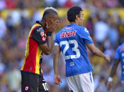 La UdeG desperdició ayer el terminar el primer tiempo con la ventaja en el marcador y el enorme apoyo de su público. MEXSPORT / A. Macías