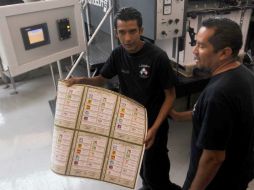 La papelería deberá estar lista el 20 de mayo cuando se empiecen a repartir en los 40 consejos distritales. SUN / F. Ramírez