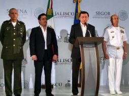 Osorio Chong lamentó las pérdidas humanas del pasado viernes, y aseguró que ''su sacrificio no es en vano, no quedará impune'. EL INFORMADOR /