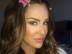 Ninel comentó que fue muy intenso el trabajo realizado para el videoclip, con cuatro cambios de vestuario y diversas escenas. INSTAGRAM / Ninelconde