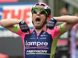 Ulissi superó en la línea de meta al español Juan José Lobato. AP / D. dal Zennaro