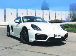 Sensaciones. El manejo no es otra cosa que emoción pura proveniente de su motor de seis cilindros. EL INFORMADOR / M. Castillo