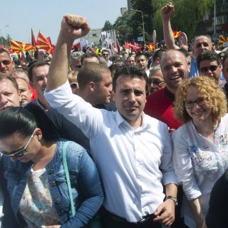Manifestantes exigen en Macedonia dimisión del primer ministro
