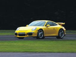 A fondo. Las pruebas dinámicas llevaron al límite a cada uno de los coches que manejamos. ESPECIAL / Porsche