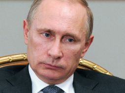 Putin, quien estimó en más de 50 mil MDD los encargos de armas, también llamó a diseñar armas de nueva generación. AP / ARCHIVO