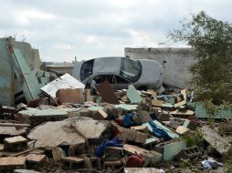 El tornado se registró la mañana de este lunes y provocó la muerte de varias personas. EFE /